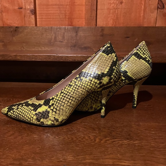 ALDO, size 6, neon snake print heels - Picture 2 of 3